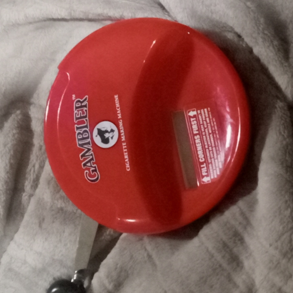 Cigarette roller